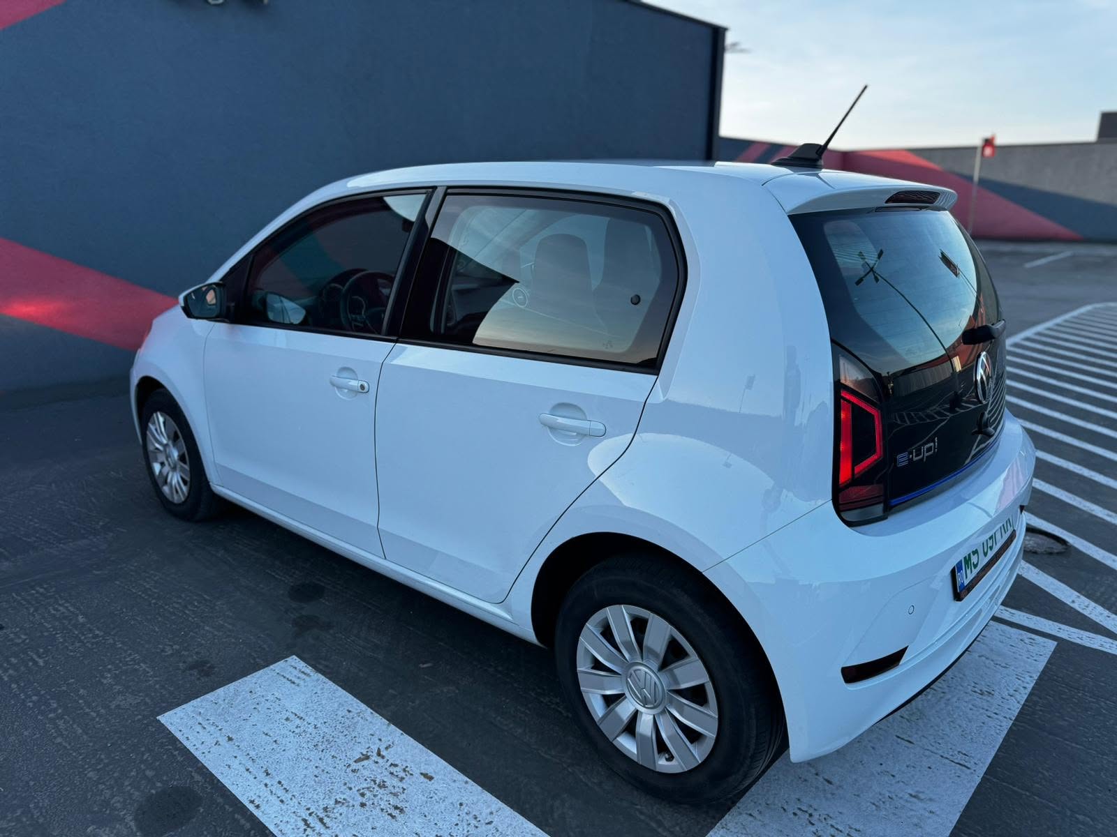 Volkswagen E-Up