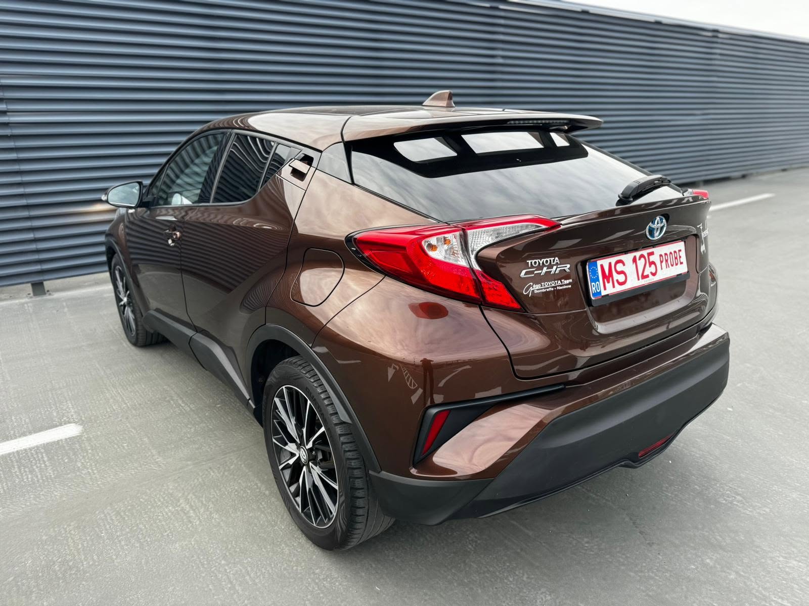 Toyota C-HR Hybrid