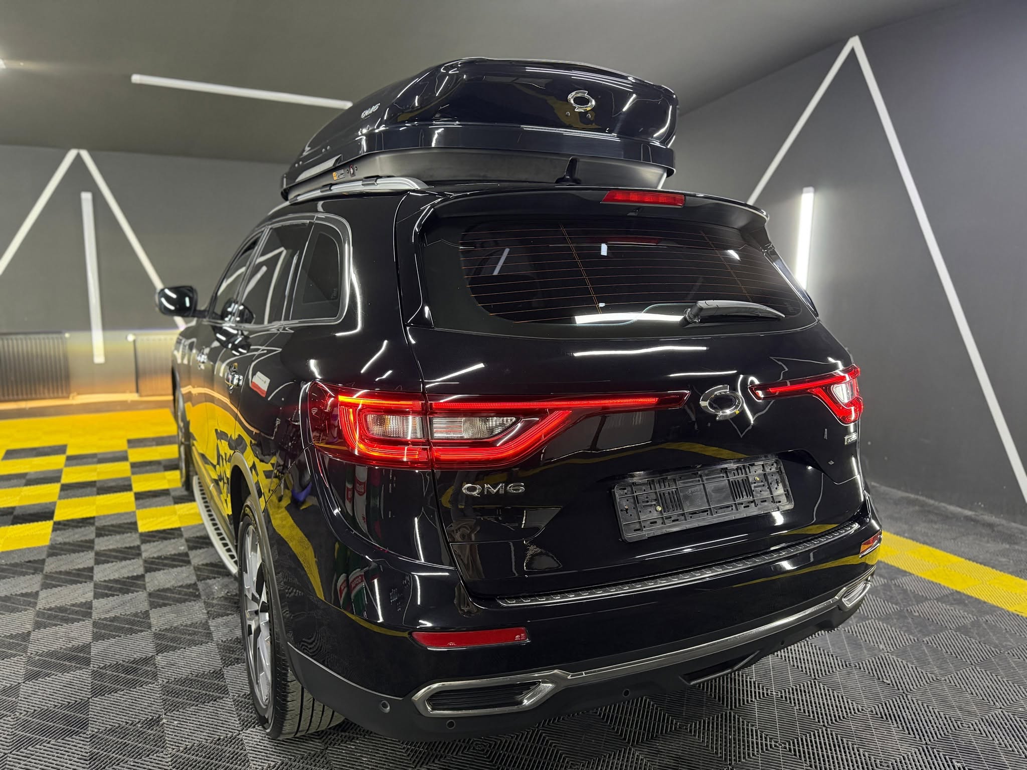 Renault Koleos/ Samsung XM6 Full ( Modelul Inițiale Paris )