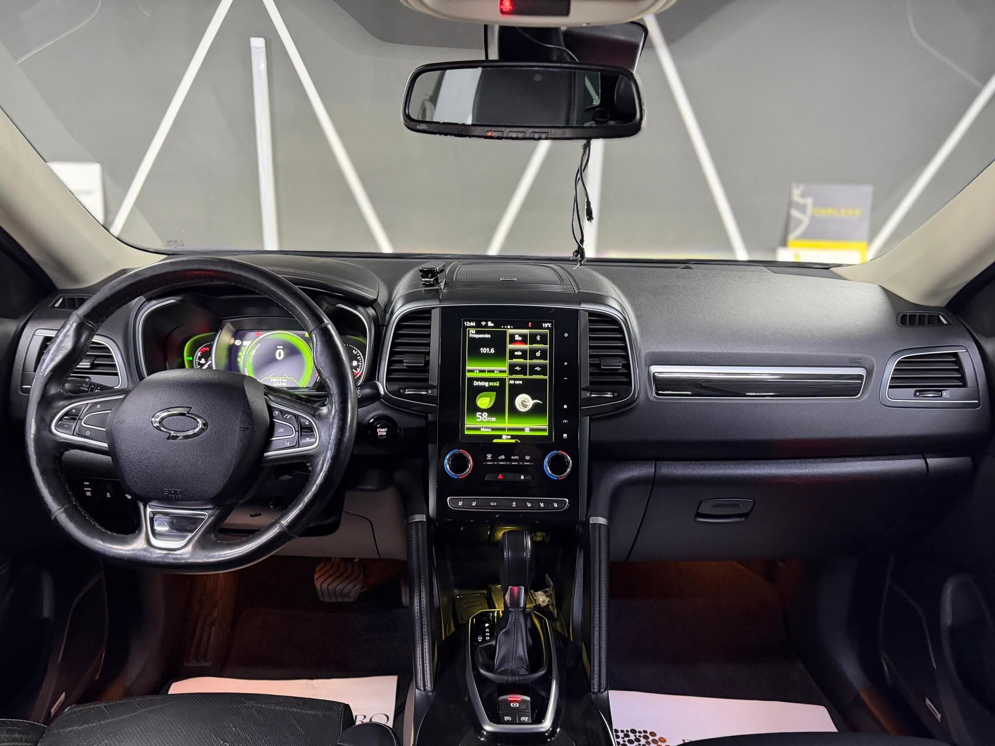 Renault Koleos/ Samsung XM6 Full ( Modelul Inițiale Paris )