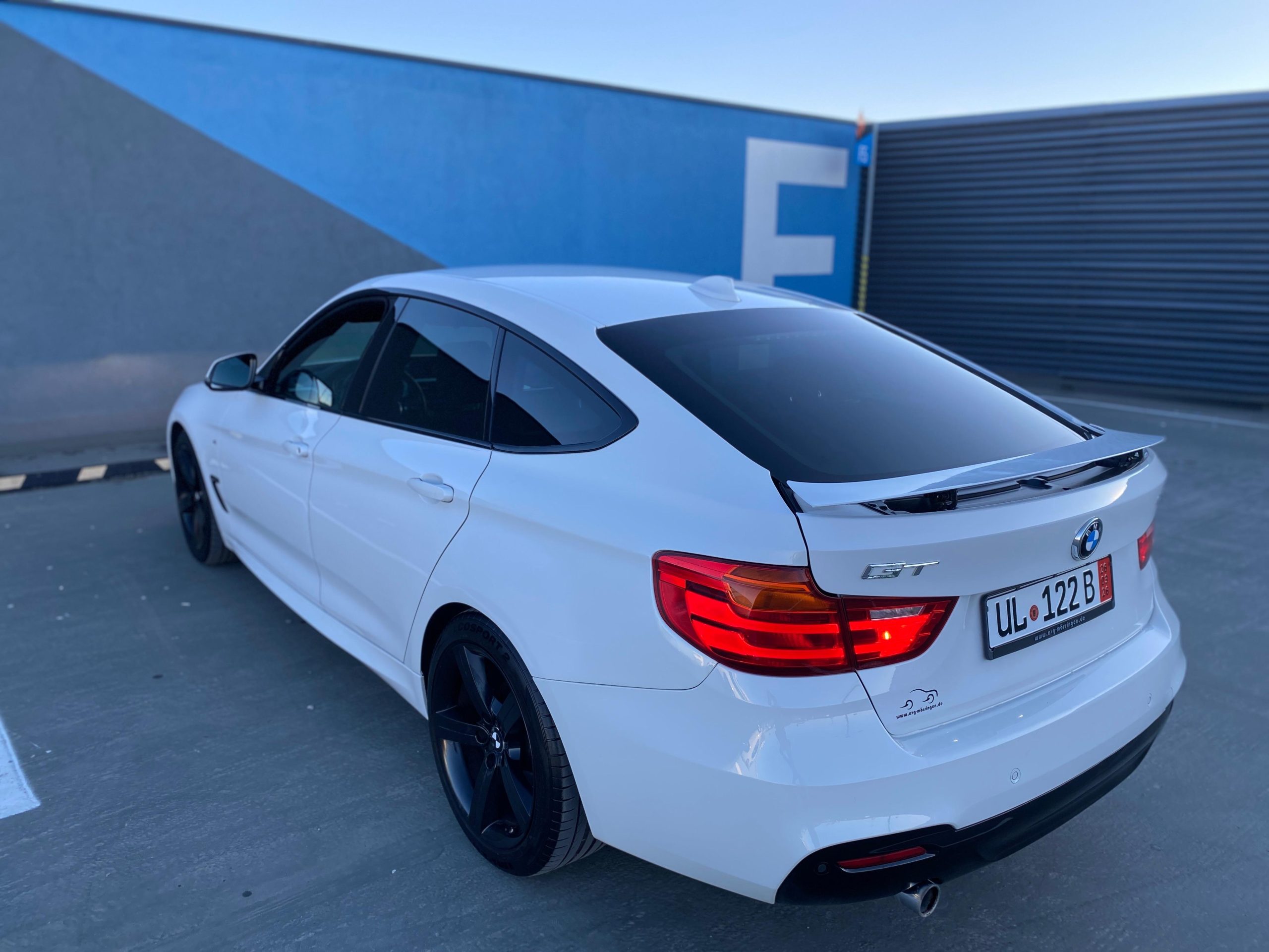 BMW Seria 3 GT 320 D