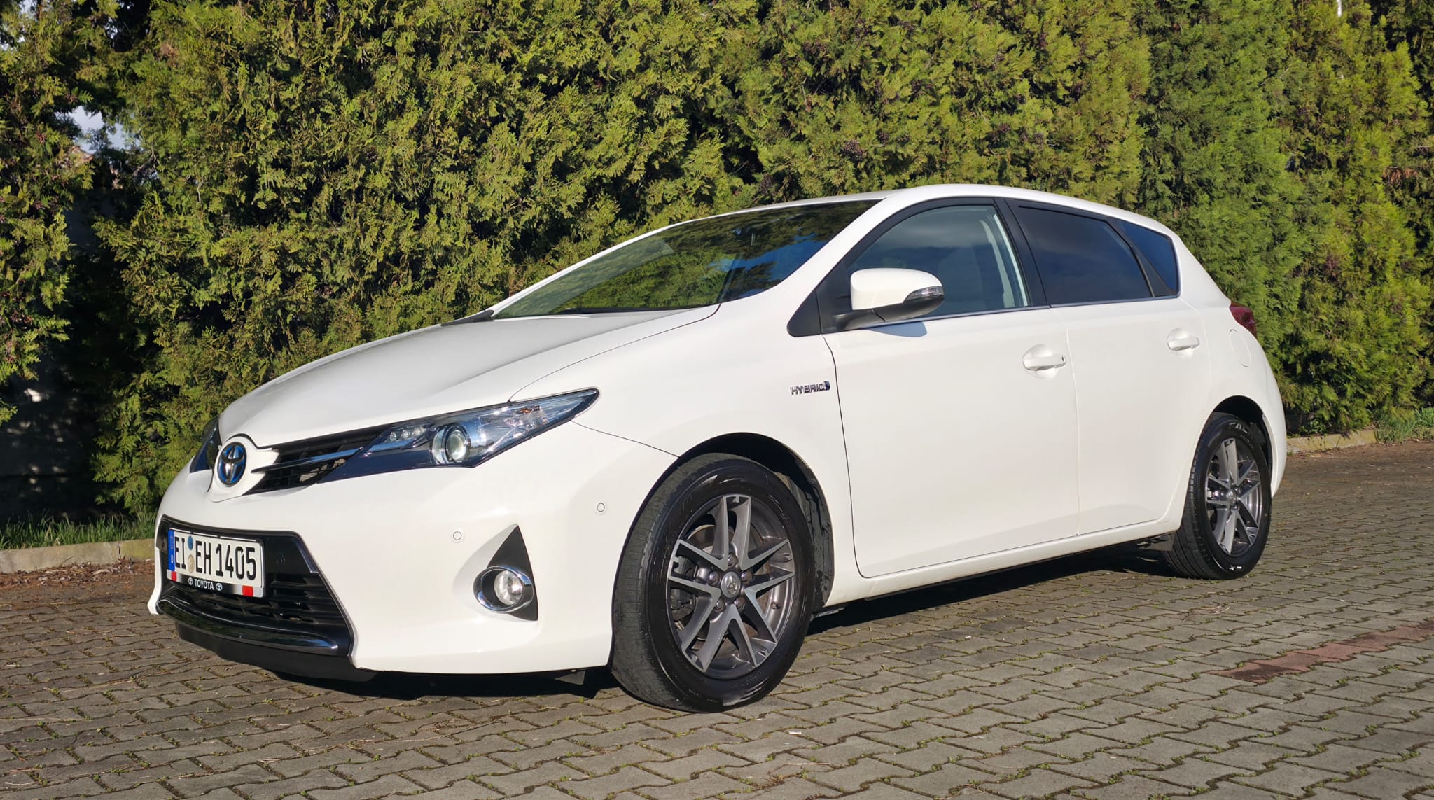 Toyota Auris Hybrid