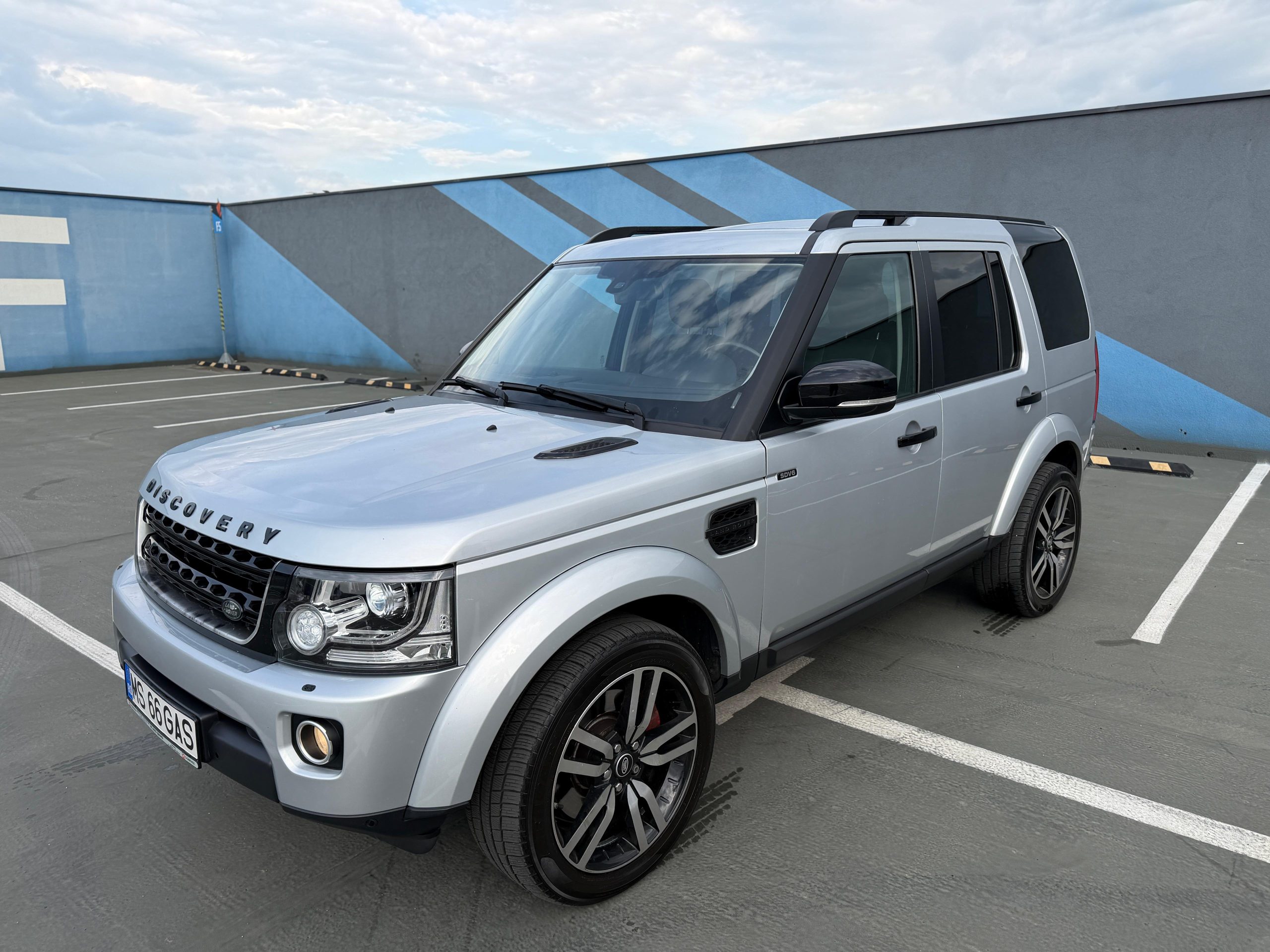 LAND ROVER DISCOVERY 4
