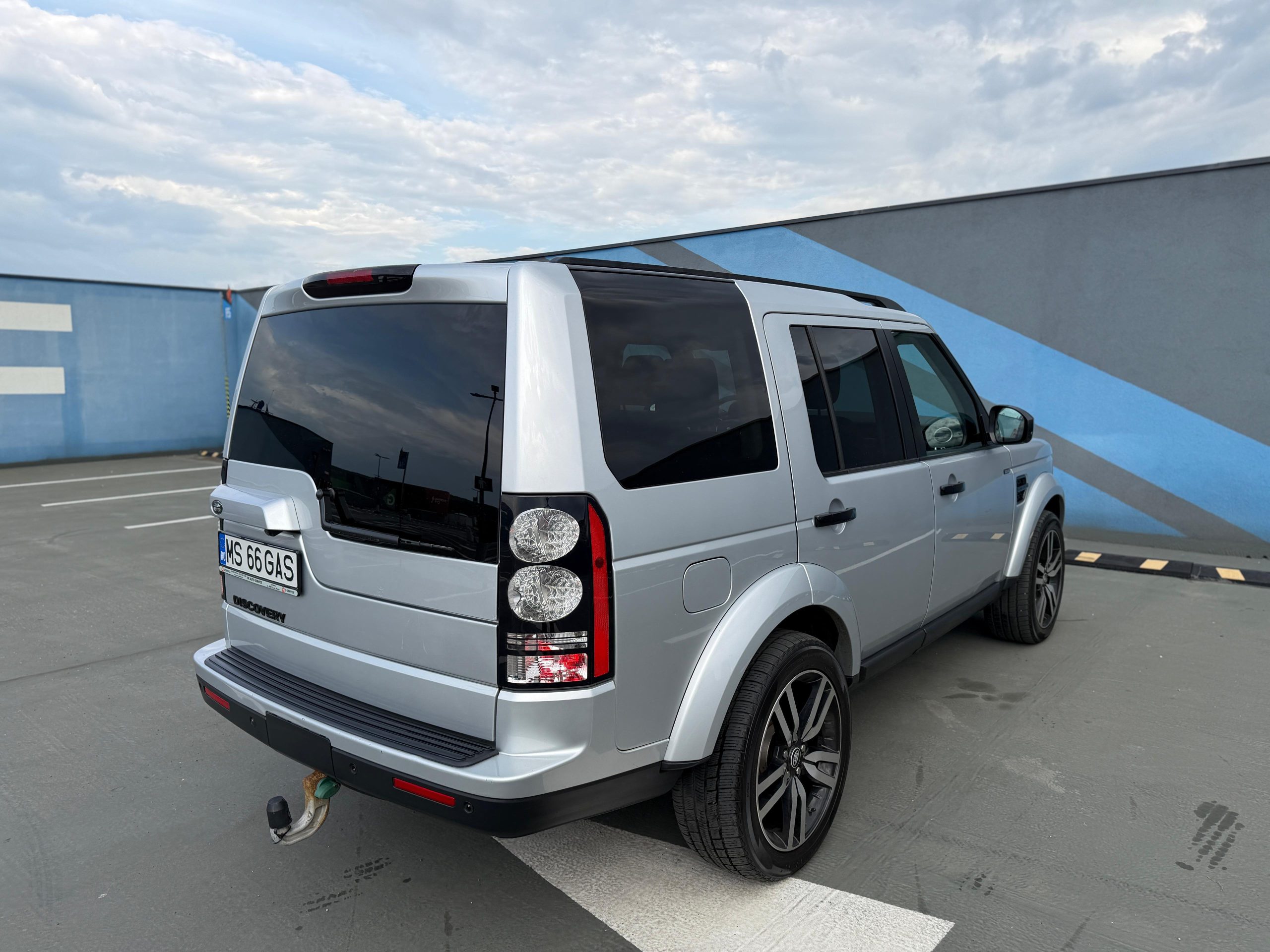 LAND ROVER DISCOVERY 4